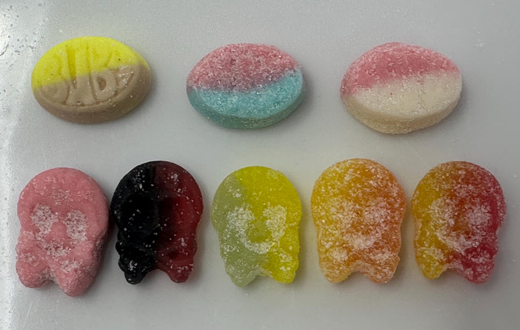 BUBS Mini Mix Candy – Banana Toffee, Sour Skulls, Fruity Ovals, Raspberry Skulls, Blueberry/Raspberry, Strawberry Vanilla, Raspberry/Black Licorice