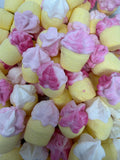 Swedish Marshmallow Cupcakes – Soft Vanilla Sugar-Dusted Marshmallows