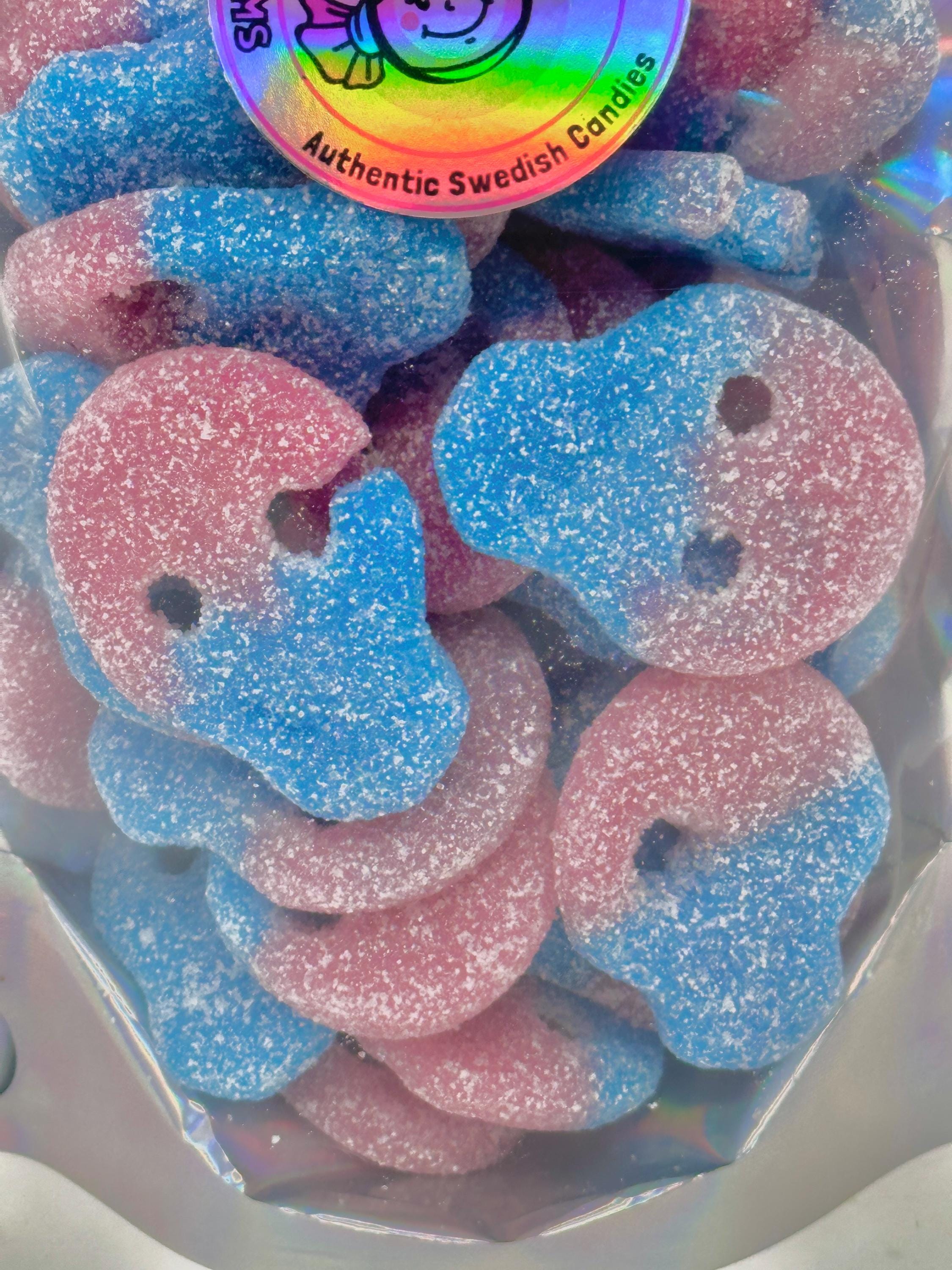 Fizzy Bubblegum Skulls: Swedish Sour Gummy Candy