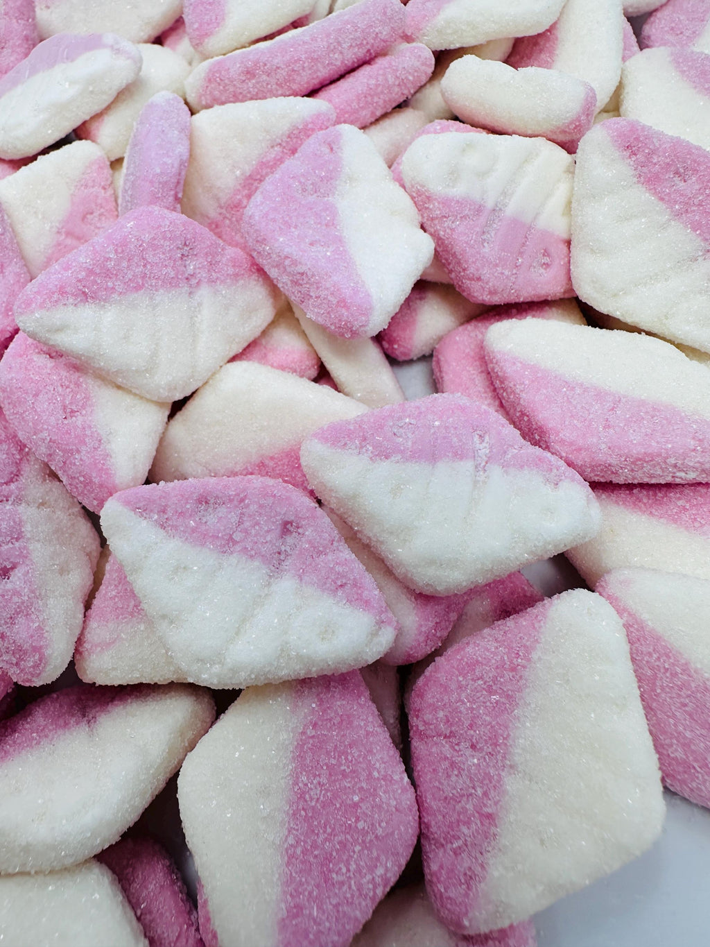 Bubs Strawberry Vanilla Sour Diamonds,  Swedish Candy – Fluffy Foam Perfection