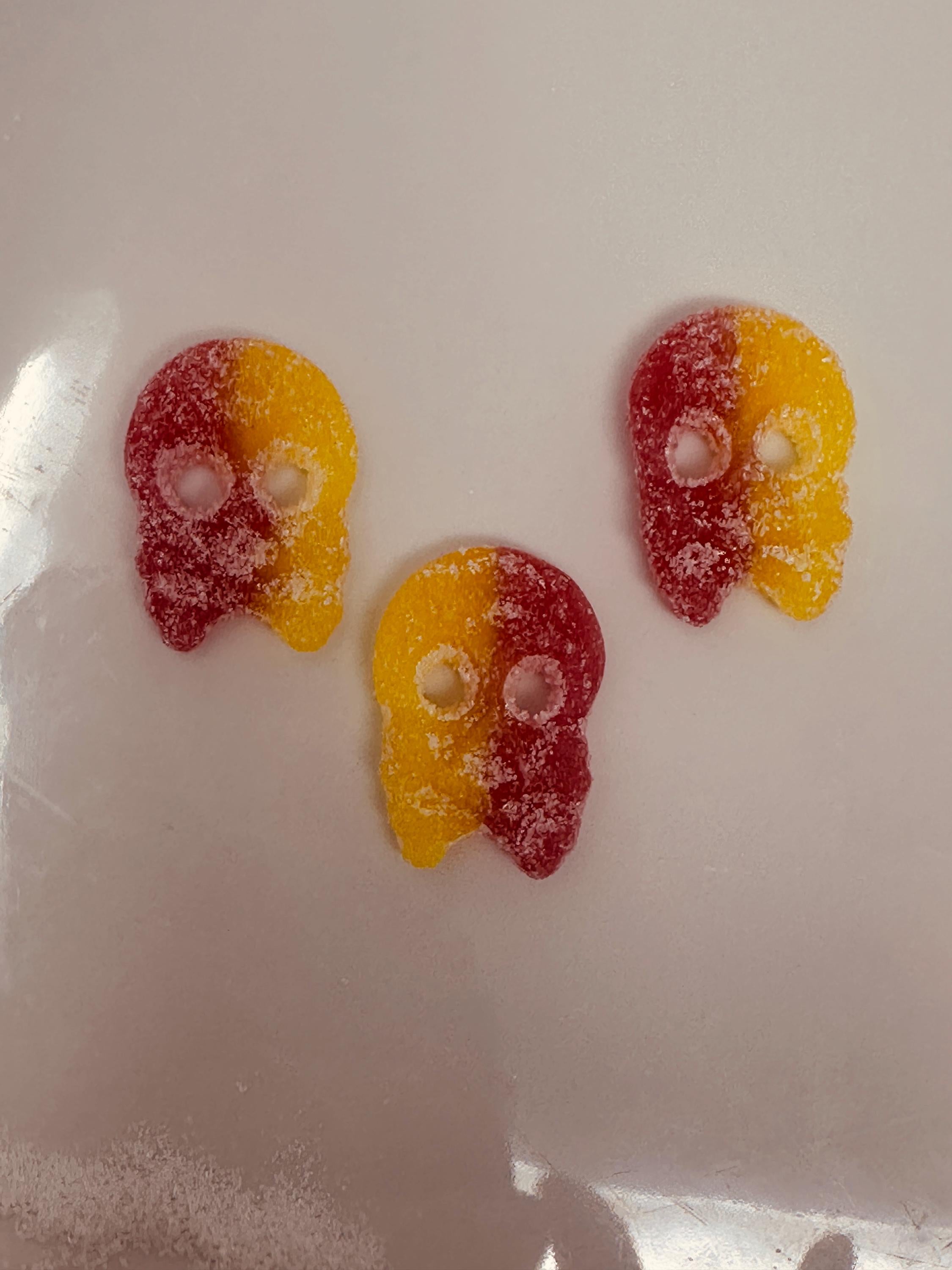 Bubs Sour Lemon Raspberry Mini Skulls, international Candy