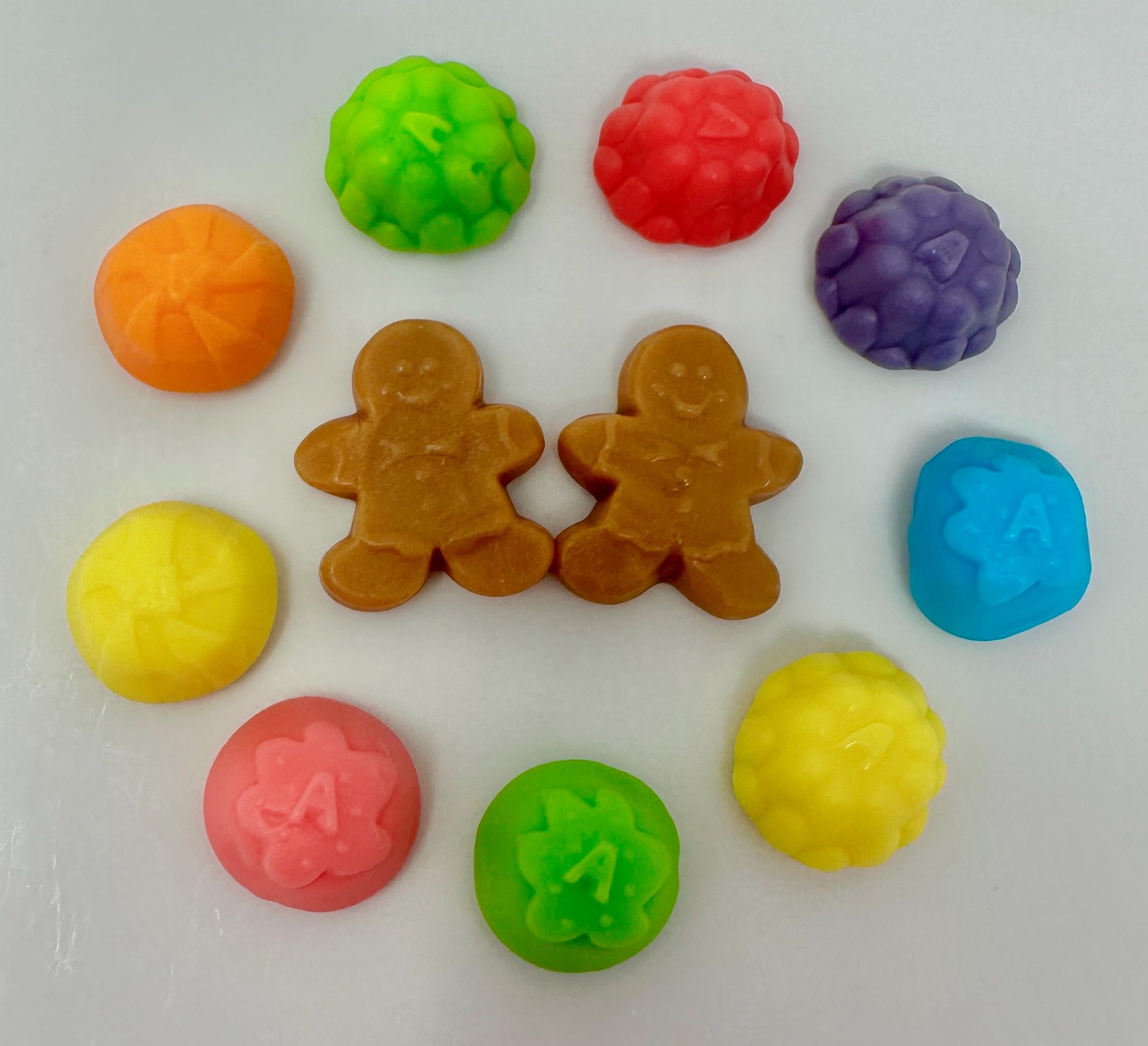 Gingerbread Giggle Gummies – Holiday Gummy Mix