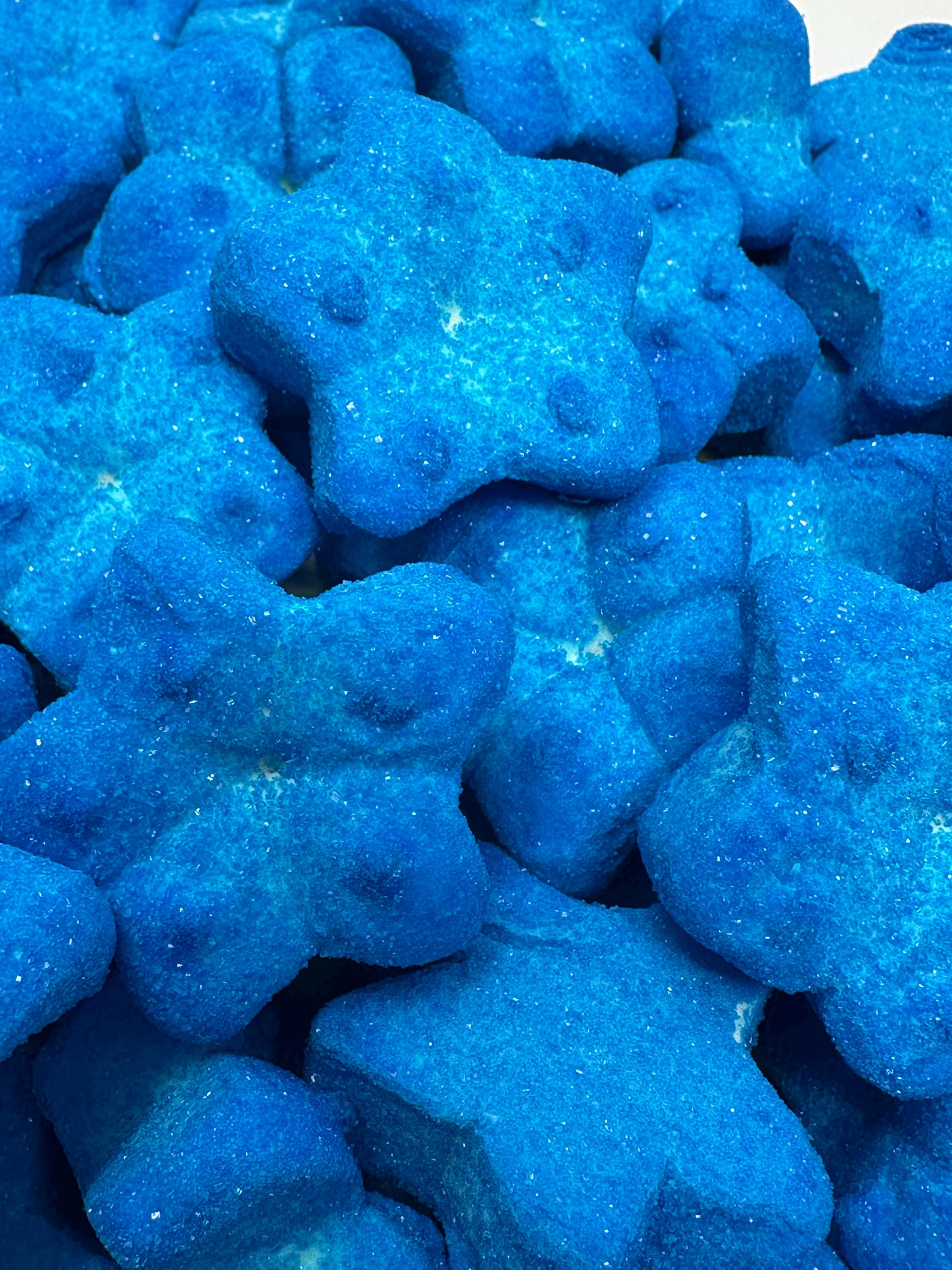 Marshmallow Blue Tongue-Painting Stars – Wild Fruit Sparkle Mallows (Swedish Candy)